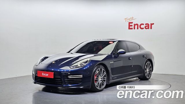 2016 Porsche Panamera
